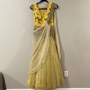 Yellow & Gold Prom/gown dress